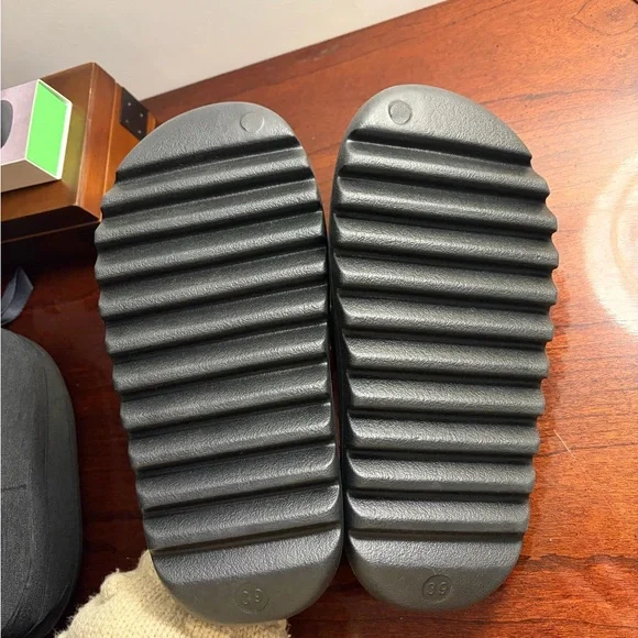 Black Foam Slide Sandals - Picture 3 of 4